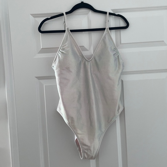 Xhilaration Other - One piece bathing suit in good condition